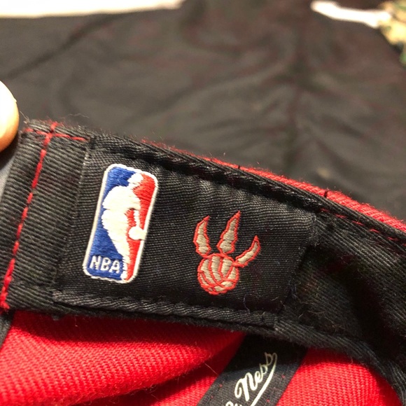 Toronto Raptors SnapBack - Picture 3 of 5